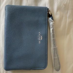 Coach corner zip wristlet. Pool with Silver zipper